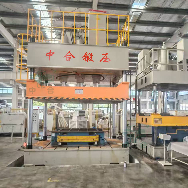315噸汽車內飾件成型液壓機.jpg